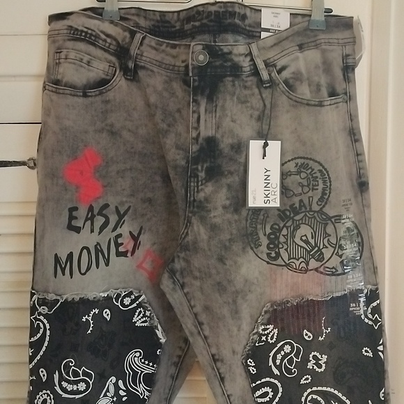 Stylish Gray Graphic Men's Jeans - Picture 2 of 3